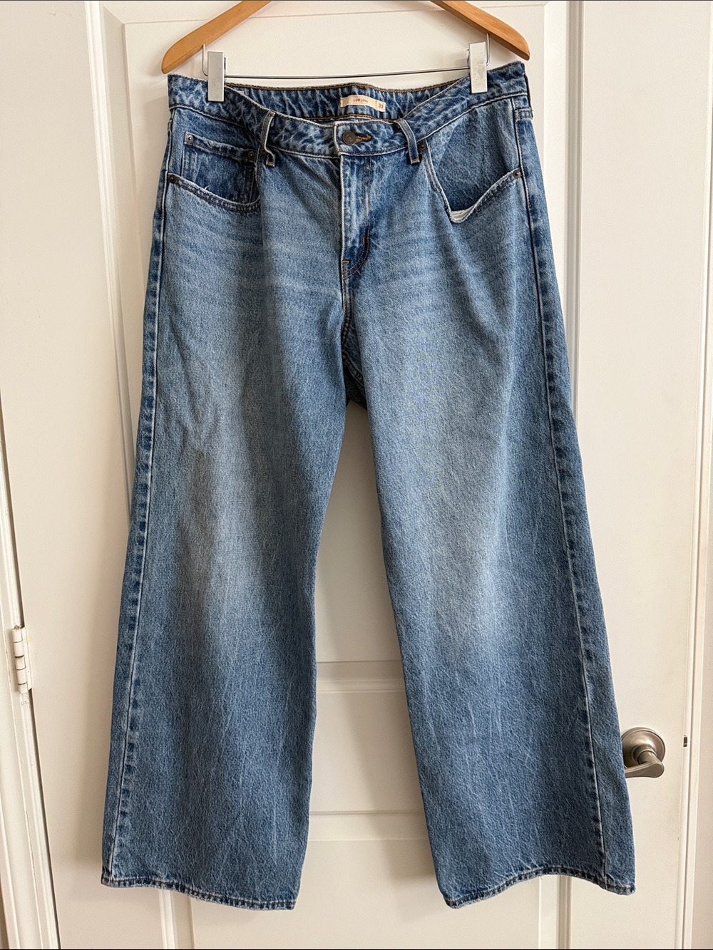100% cotton Levi's Light Blue Wide Leg Jeans